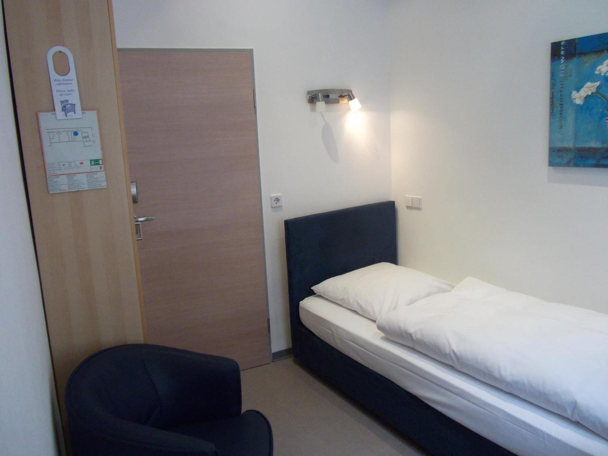 Hotel Alt - Tegel Berlin Room photo